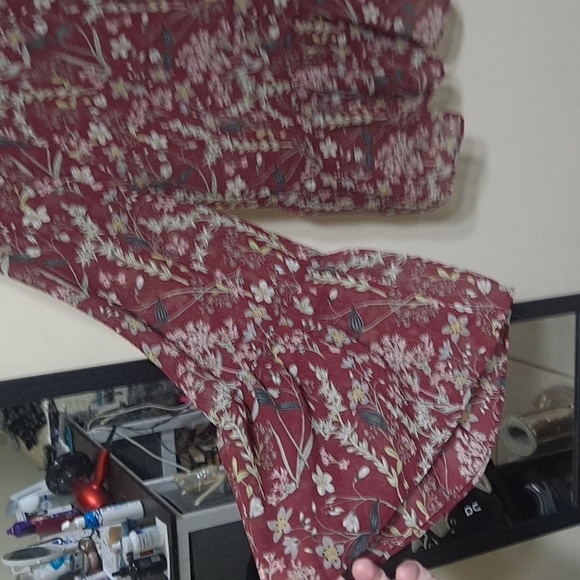 Top - Picture 3 of 3